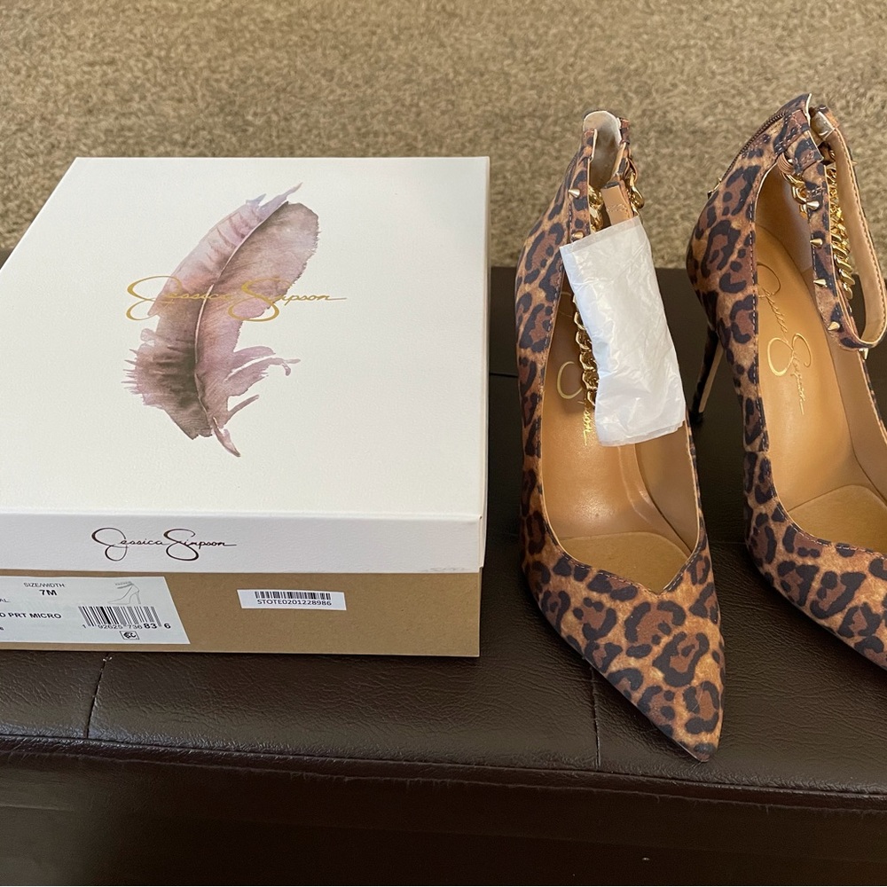 Jessica Simpson Women's Witnee High Heel Pump Leopard SZ 7. NIB. $29 - Picture 6 of 6